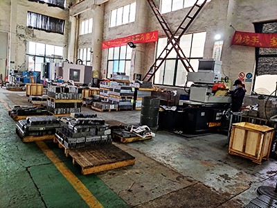 折彎?rùn)C(jī)夾模板