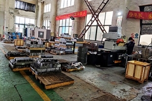 如何安全地使用折彎機夾模板？